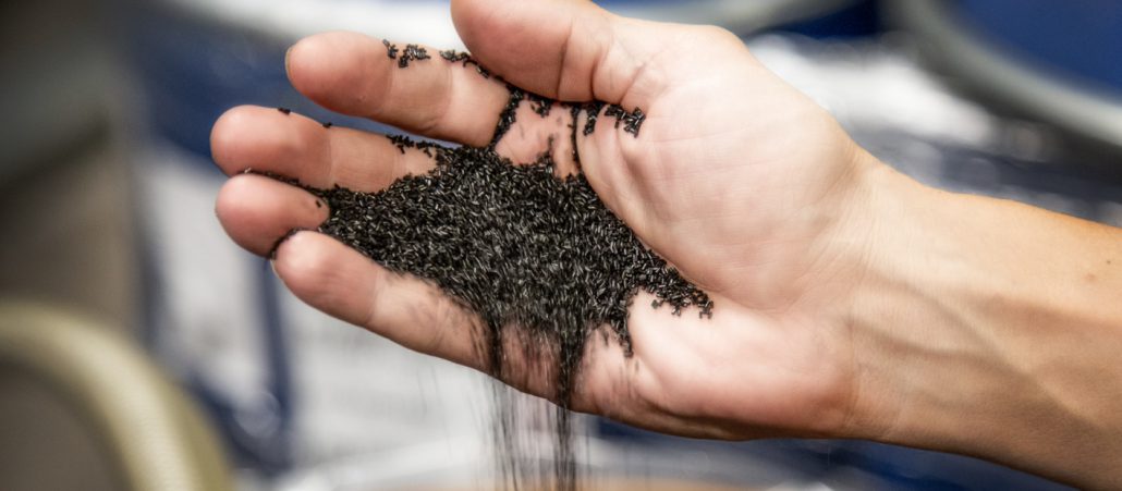 hand-granules2